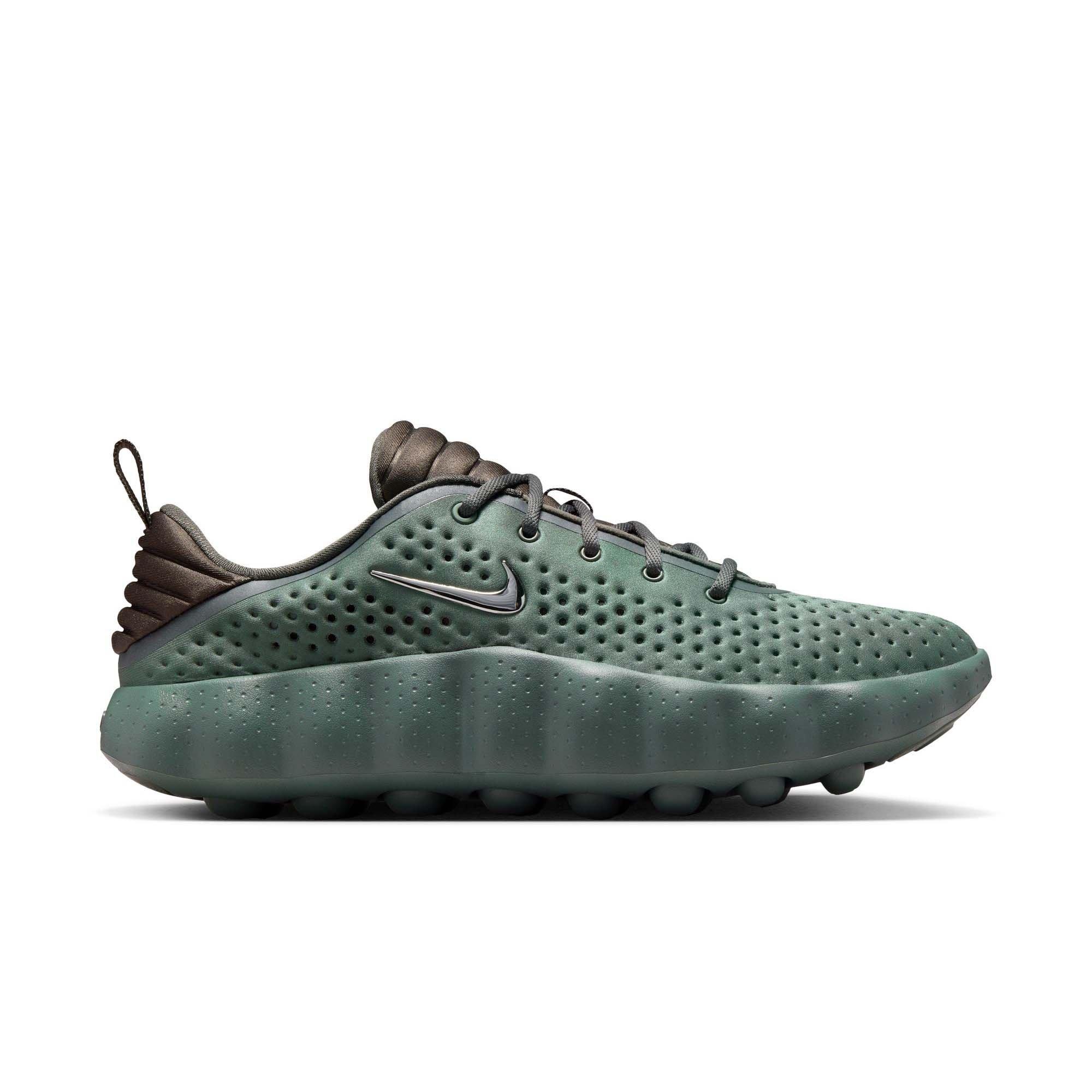 Nike Mind 002 "Camo Green" Men's Pregame Shoe - CAMO GREEN/PHANTOM/NEWSPRINT